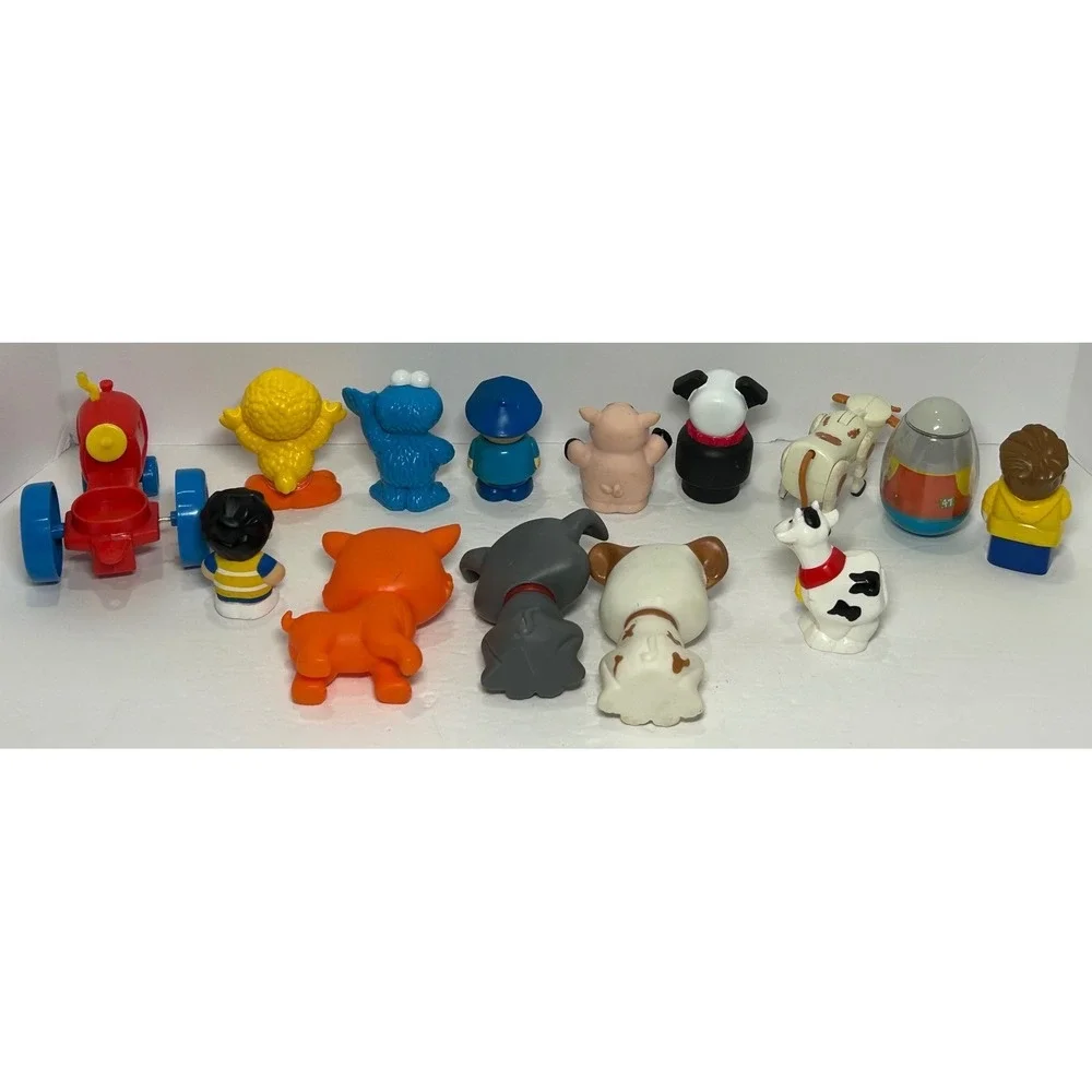 Vintage Toy Figurine‎ Lot Of 14 Little People Animals Big Bird Cookie Monster